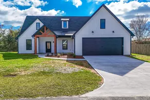 319 W 35th Ct, Panama City, FL 32405 - Photo 8