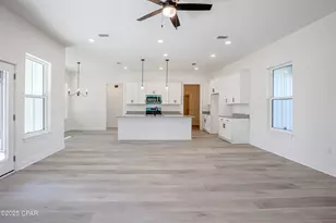 319 W 35th Ct, Panama City, FL 32405 - Photo 36