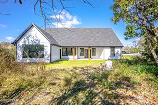 319 W 35th Ct, Panama City, FL 32405 - Photo 14