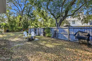 72 13th St, Apalachicola, FL 32320 - Photo 30