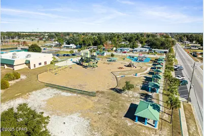 1607 W 13th Street, Panama City, FL 32401 - Photo 34