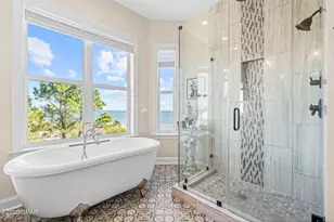 6724 Yacht Club Dr, Panama City, FL 32404 - Photo 38