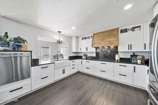 7432 Chipewa St, Panama City, FL 32404 - Photo 6