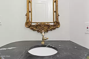 1405 Country Club Dr, Lynn Haven, FL 32444 - Photo 8