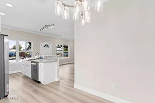 2204 E 8th St, Panama City, FL 32401 - Photo 12