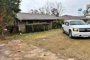 1228 Church Ave, Chipley, FL 32428 - Photo 2