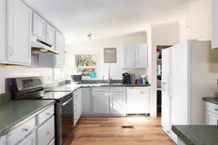 6618 Bolivia St, Youngstown, FL 32466 - Photo 10