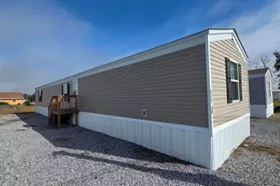 2723 E 19th St, Panama City, FL 32405 - Photo 1