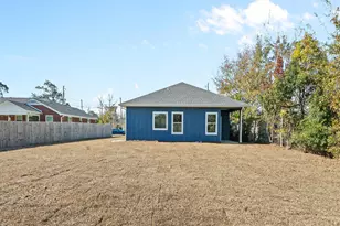 1712 Foster Ave, Panama City, FL 32405 - Photo 4