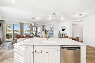 118 Carillon Market St, Panama City Beach, FL 32413 - Photo 6