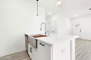 2603 E 6th St, Panama City, FL 32401 - Photo 8