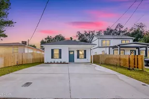 910 E 9th Ct, Panama City, FL 32401 - Photo 1