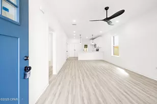 910 E 9th Ct, Panama City, FL 32401 - Photo 12