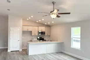 1003 Bayside St, Panama City, FL 32404 - Photo 2