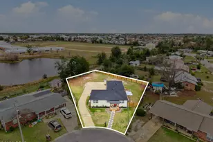 2009 Brenda Cir, Lynn Haven, FL 32444 - Photo 2