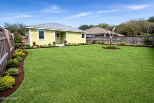 22613 Coral Ave, Panama City Beach, FL 32413 - Photo 10