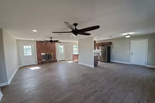 211 Sukoshi Dr, Panama City, FL 32404 - Photo 1