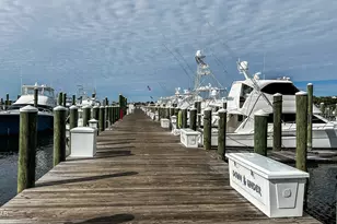 4726 Bay Point Rd, Panama City, FL 32408 - Photo 36