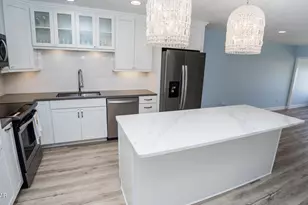 4726 Bay Point Rd, Panama City, FL 32408 - Photo 10