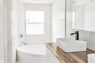 3701 E 5th St, Panama City, FL 32401 - Photo 12