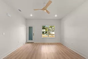 2411 E 16th St, Panama City, FL 32405 - Photo 6