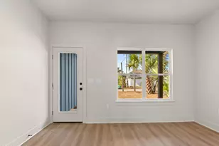 2411 E 16th St, Panama City, FL 32405 - Photo 34