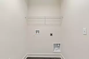 2411 E 16th St, Panama City, FL 32405 - Photo 32