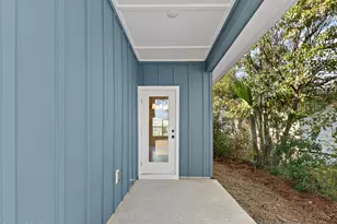 2411 E 16th St, Panama City, FL 32405 - Photo 4