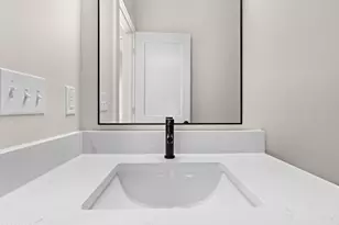 2411 E 16th St, Panama City, FL 32405 - Photo 18