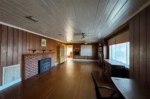 2363 Park Ave, Alford, FL 32420 - Photo 1