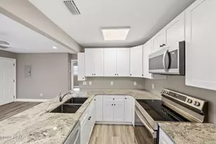 1559 Chandlee Ave, Panama City, FL 32405 - Photo 10