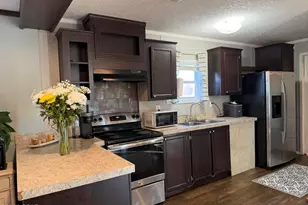 10626 Happyville Rd, Youngstown, FL 32466 - Photo 6