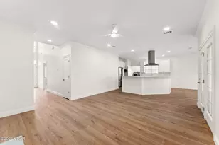 7009 N Lagoon Dr, Panama City Beach, FL 32408 - Photo 14