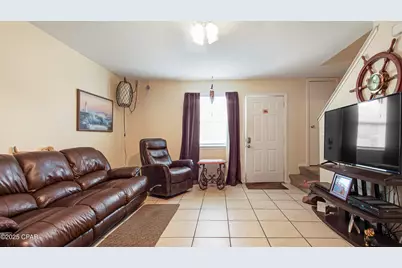 124 W Leslie Lane, Panama City Beach, FL 32407 - Photo 2
