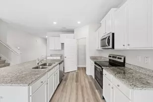 1254 Jack Jack Dr, Lynn Haven, FL 32444 - Photo 10
