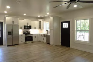 308 E 8th St, Panama City, FL 32401 - Photo 6