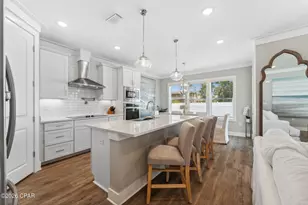 712 Landing Cir, Panama City Beach, FL 32413 - Photo 10