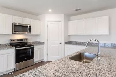 8620 Finch Lane, Youngstown, FL 32466 - Photo 10