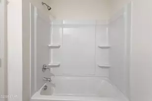 8620 Finch Ln, Youngstown, FL 32466 - Photo 14