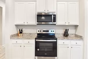 542 Vermilion Cir, Port Saint Joe, FL 32456 - Photo 12