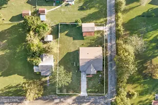 795 1st St, Chipley, FL 32428 - Photo 38