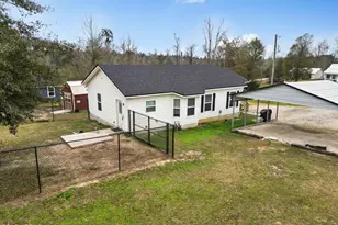 25238 N W Rosewood Cir, Altha, FL 32421 - Photo 8