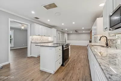 1018 S Kimbrel Avenue, Panama City, FL 32404 - Photo 10