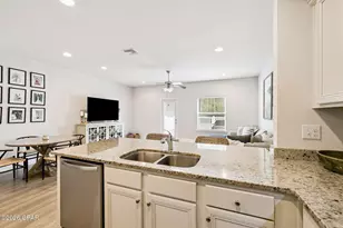 102 Angel Falls Ln, Panama City Beach, FL 32407 - Photo 8