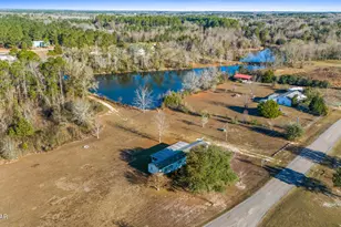 3272 Twin Lks Dr, Bonifay, FL 32425 - Photo 2