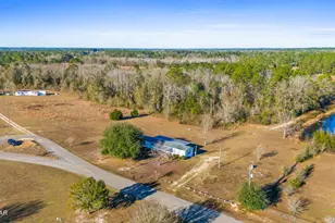 3272 Twin Lks Dr, Bonifay, FL 32425 - Photo 22