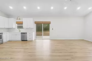 3055 Pioneer Rd, Vernon, FL 32462 - Photo 6