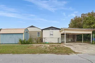 614 Bay Ave, Panama City, FL 32401 - Photo 2