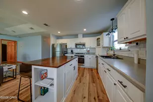 1007 Cypress Ln, Mexico Beach, FL 32456 - Photo 2