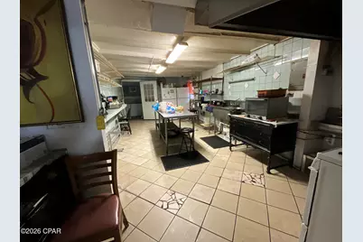 2233 Pate Pond Road, Caryville, FL 32427 - Photo 10